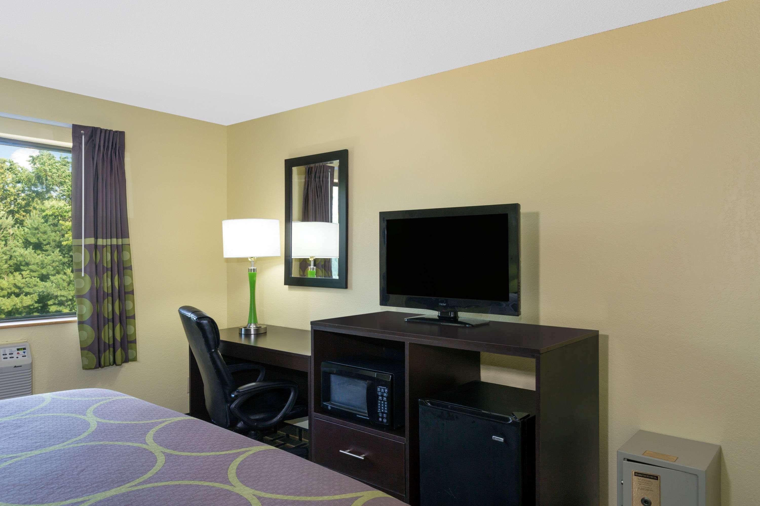 Super 8 By Wyndham Marietta Motel Kültér fotó